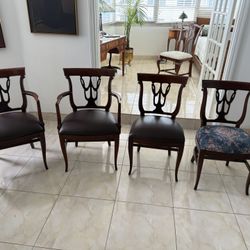 4 Dining room Chairs 