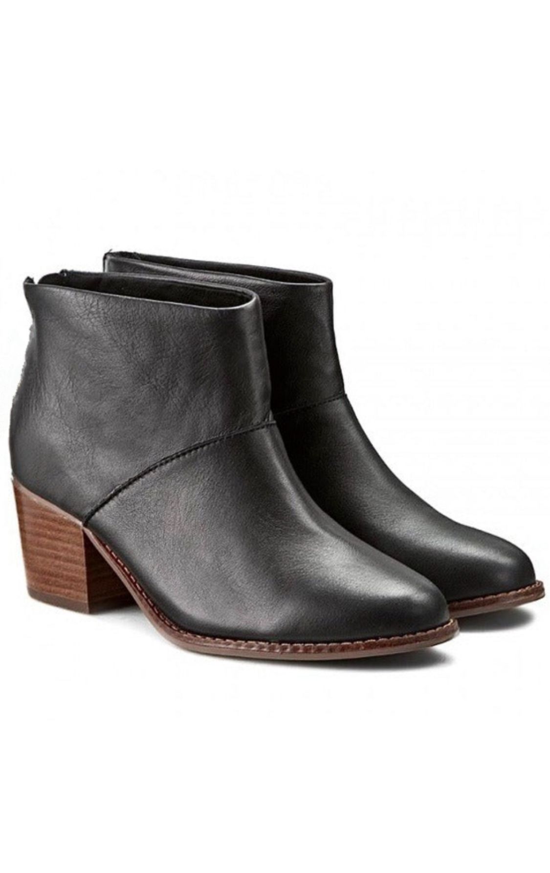 TOMS Black Leather Leila Bootie | Size 6.5