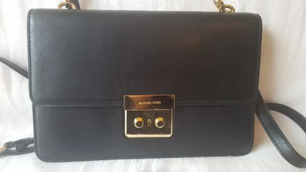 Michael Kors Black leather Crossbody