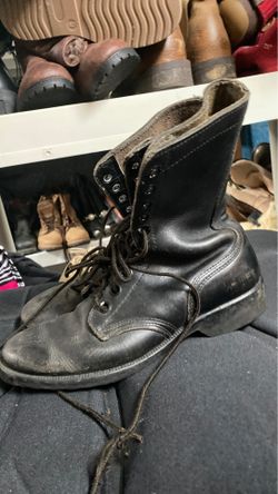 Black leather boots size 6 half