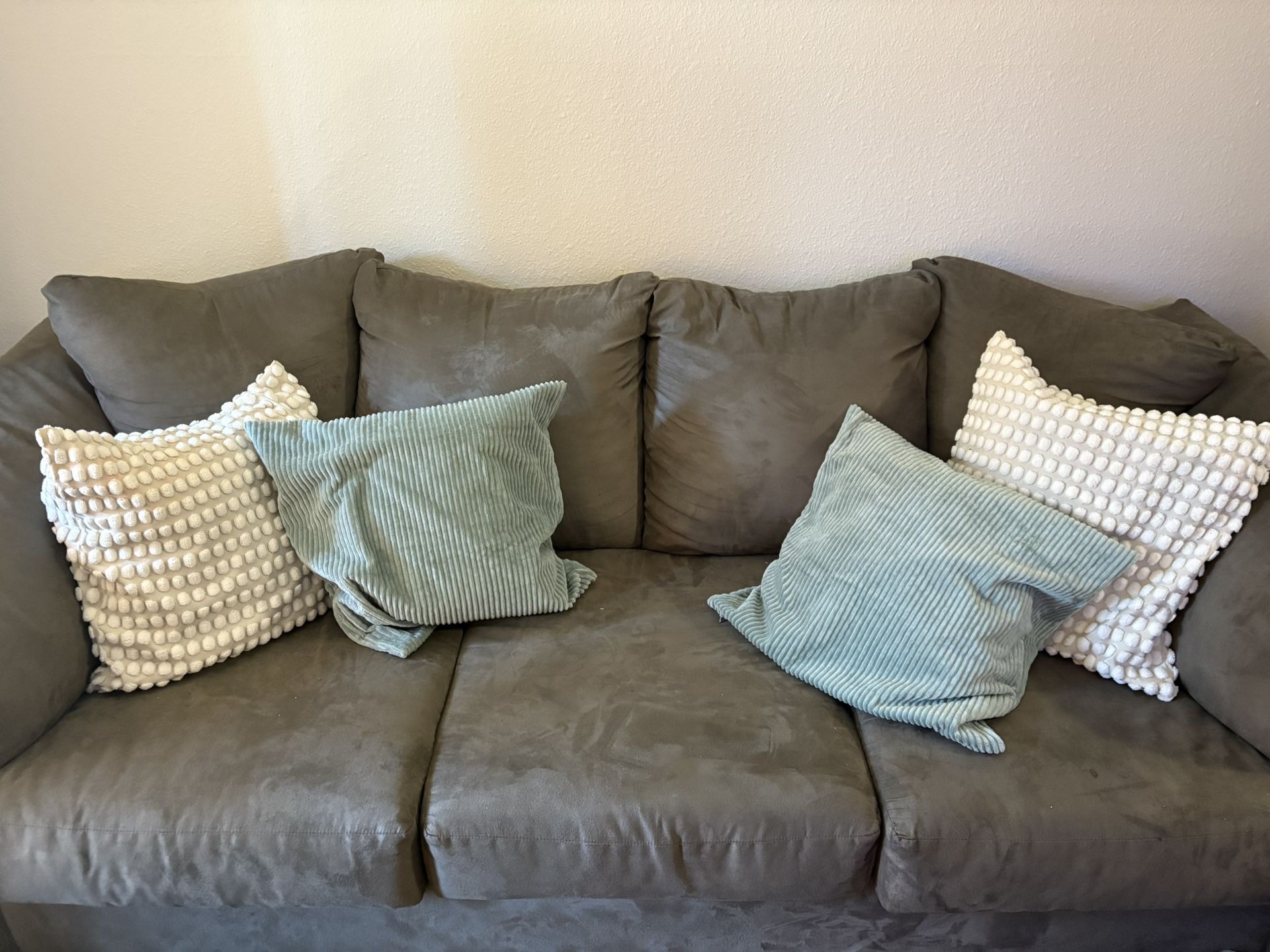 Grey Pull Out Couch