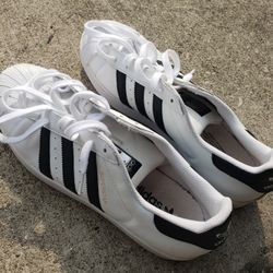 Men 9.5 Adidas Superstar 