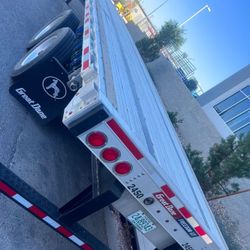 Flatbed Semi Trailer 