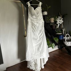 Wedding Dress 