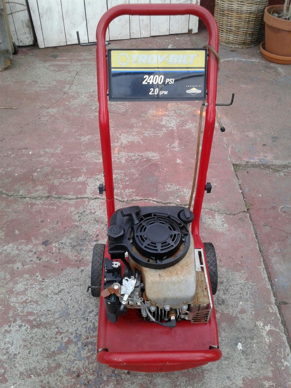 TROY BILT Pressure Washer machine only 2400 PSI 2.0 GPM