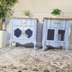 Beautiful Vintage French Provincial "Pair" Nightstands