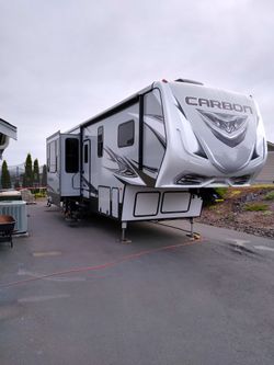 2018 Keystone Carbon 364