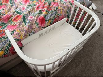 Babybay Bedside Sleeper bassinet