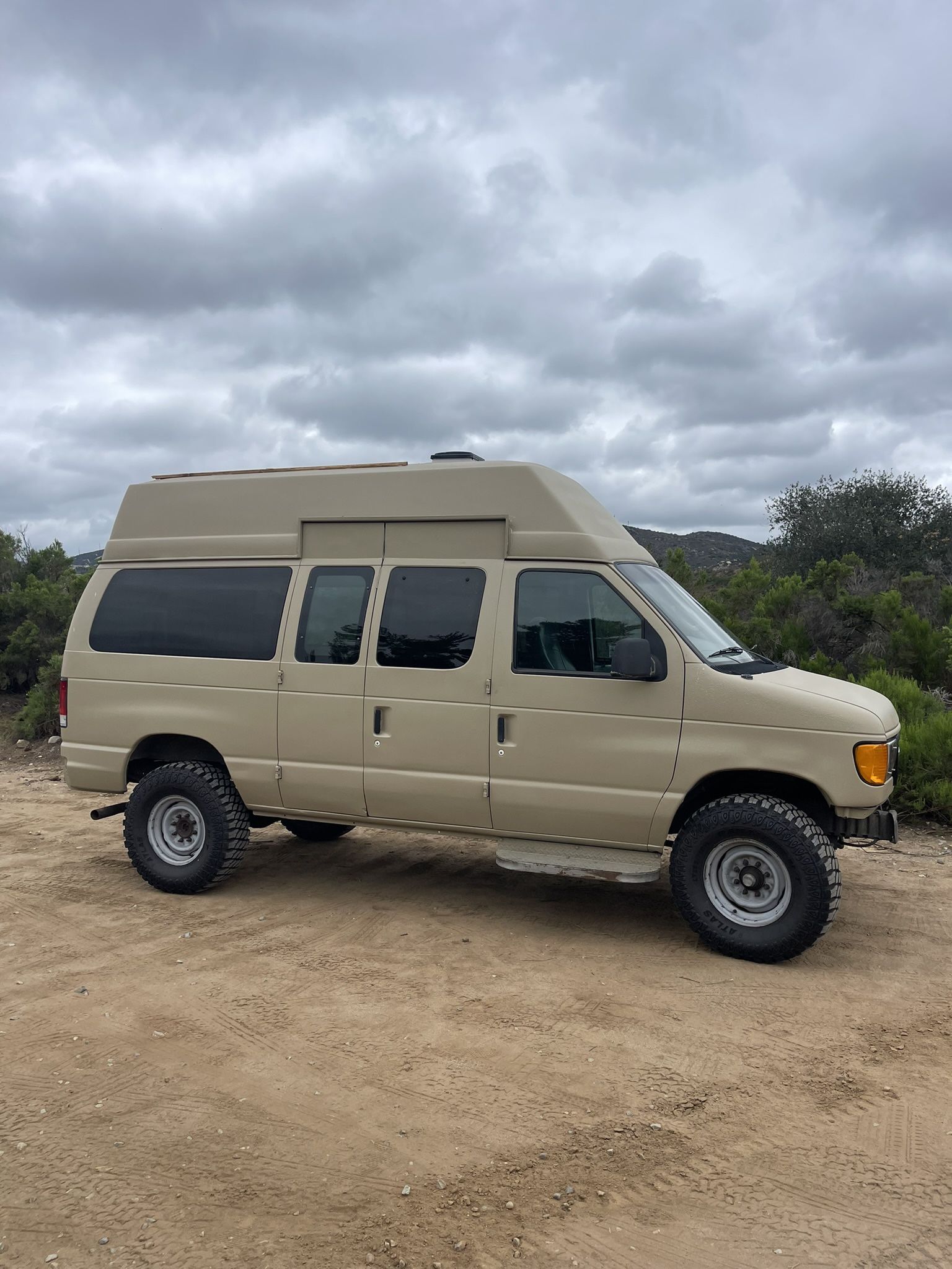 2003 Ford Camper Van