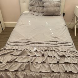 Twin Size Bed With Mattress