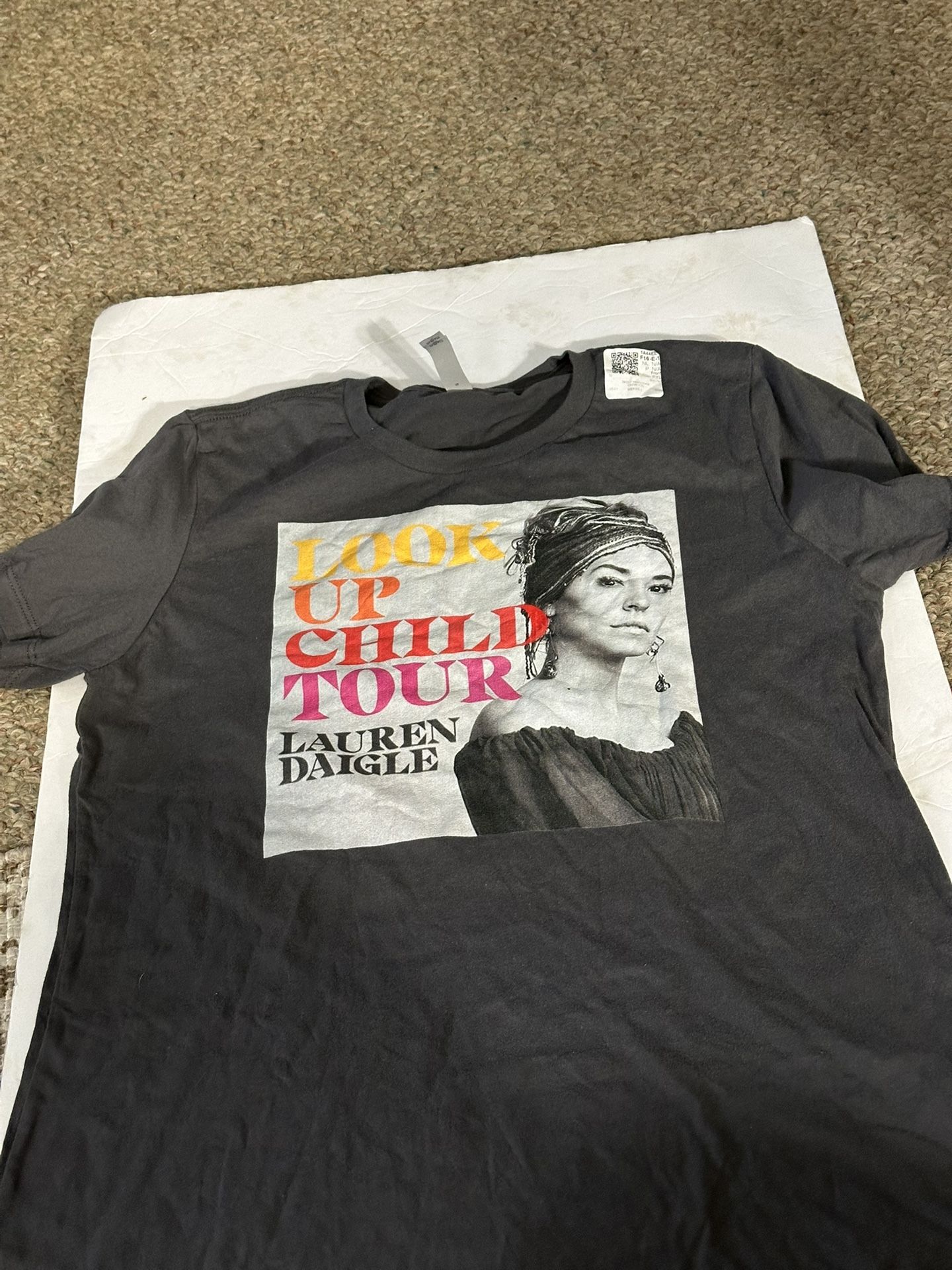 New Lauren Daigle Look Up Child Tour T-Shirt Size XL