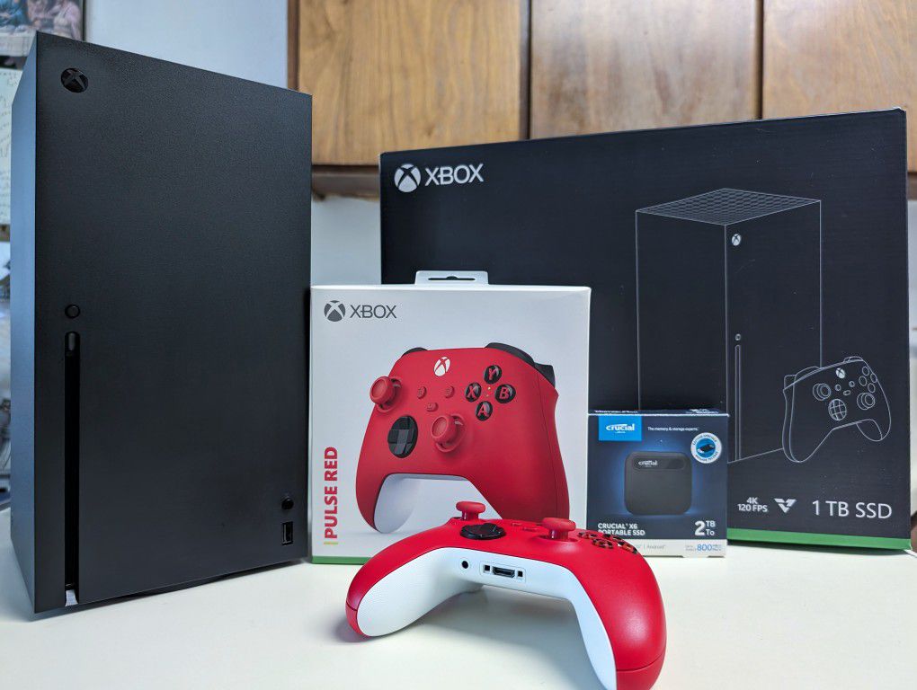 XBOX Series X, 3TB Bundle with Pulse Red Controller