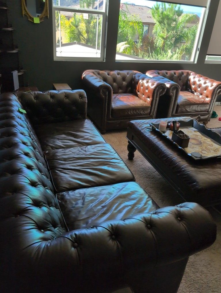 Leather Couch And Chairs
