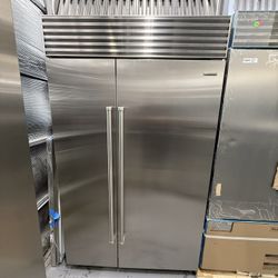 💎 For Sale: Premium Sub-Zero Built-In Refrigerator/Freezer (Model BI-48SD/S/PH) ❄️