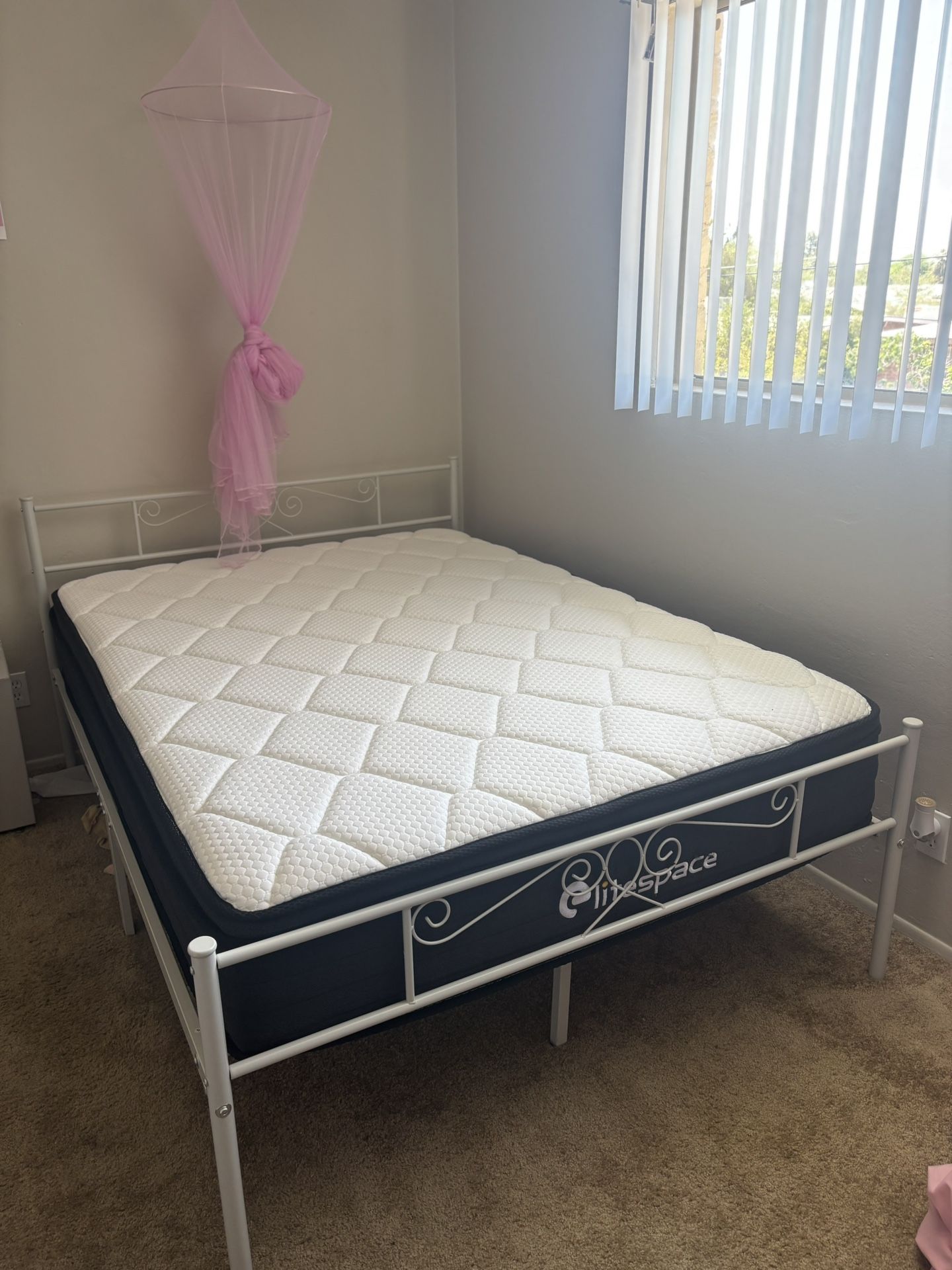 Full Size Bed + Frame