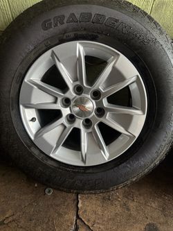 Chevy Silverado stock wheels