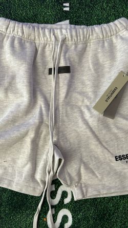 Essentials Shorts – White – Size Medium
