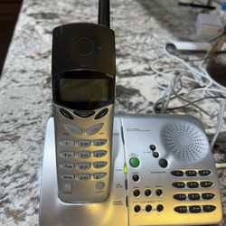 Vtech model LL431 Cordless Phone - Keypad Speaker in Base