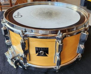 1982 Vintage Made In Japan Tama Superstar 6 1/2" x 14" Snare Drum With Die-Cast Hoops & Adjustable Internal Muffler.