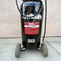 27 Gal Husky Compressor