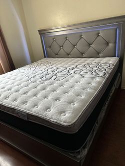 Queen Size Mattress Pillow Top New  bedframe sold separately