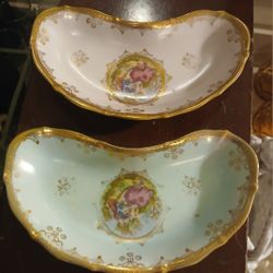 ANTIQUE ROYAL VIENNA HAND PAINTED Gold Trim PORCELAIN BONE DISH x2 Pink and Blu