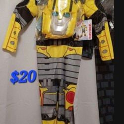 Costume