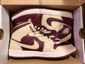 Air Jordan 1 Mid Cherrywood Cream Sneakers