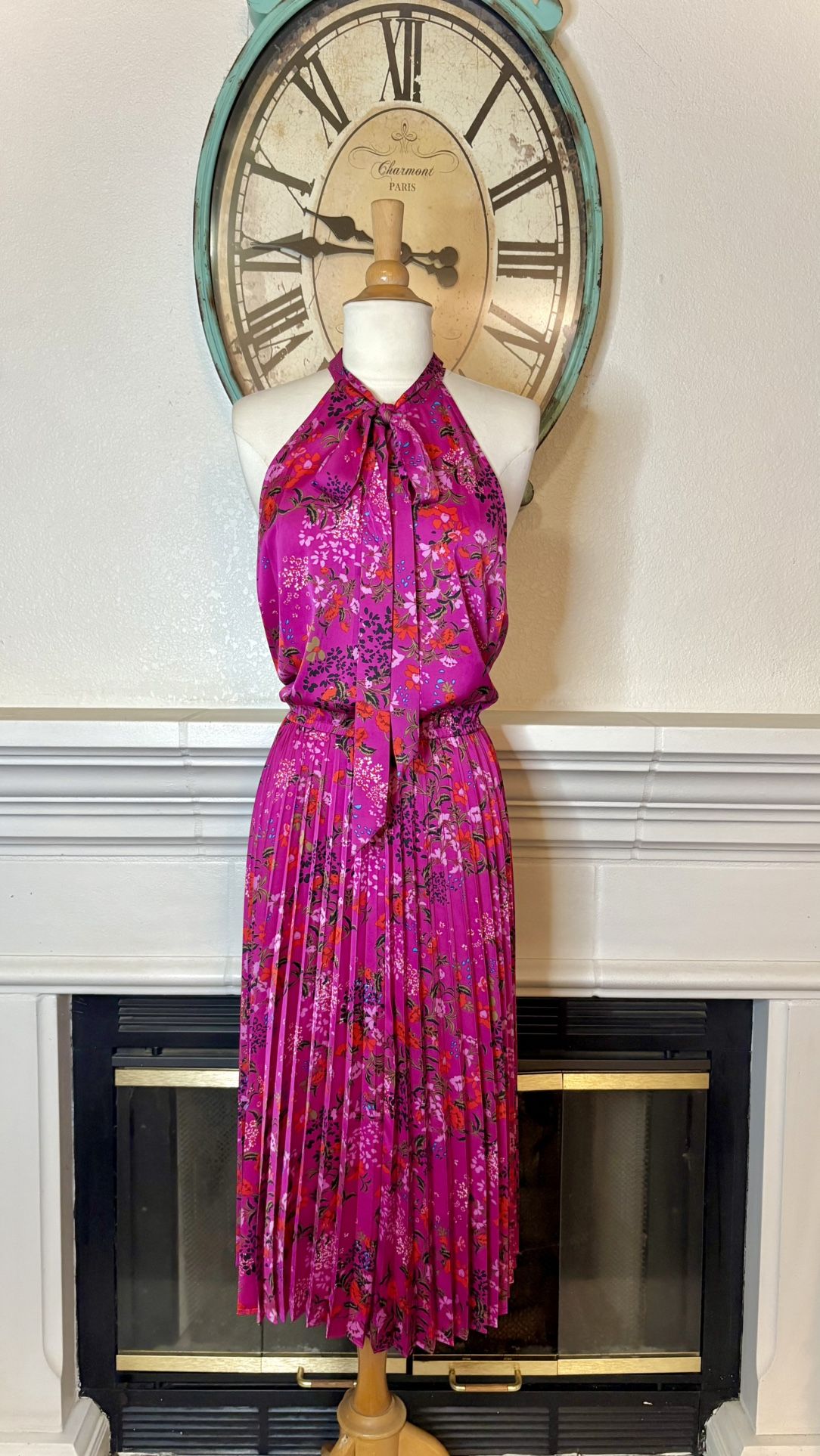 Elegant Pink Floral Halter Dress