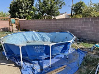 Intex Pool Like New