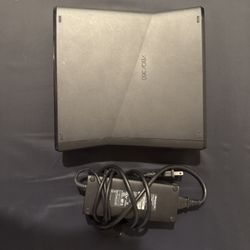 Xbox 360 slim (NO HARD DRIVE)