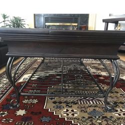 Wood & Iron Coffee Fable With Storage Furniture 