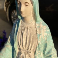 Three Feet Tall Concert Statue Of Mary