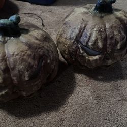 2 led 7” Light Up Pumpkins 