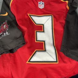 Jameis Winston Tampa Bay Buccaneers Youth Size Small  Jersey 