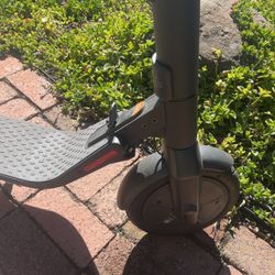 Segway Super Scooter E22