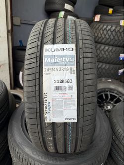 Kumho 245/45/18 Tires installed and balanced / instaladas y balanceada