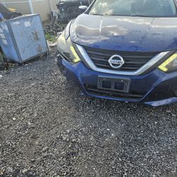 2016 Nisaan Altima Sr