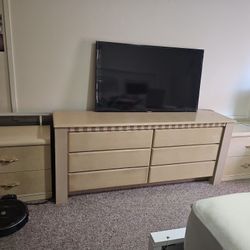 King Size Italian Bedroom Set 