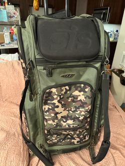 Smash Ops V4 Roller Softball Bag