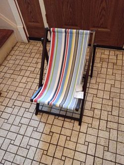 Folding Deck Chair with Striped Canvas