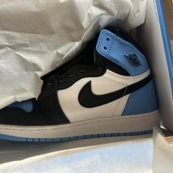 Jordan 1 High - UNC Toe