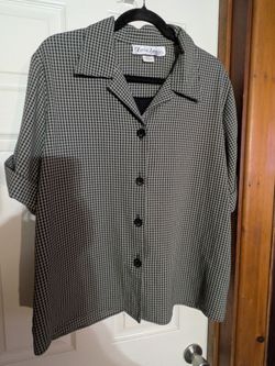 Woman's blouse