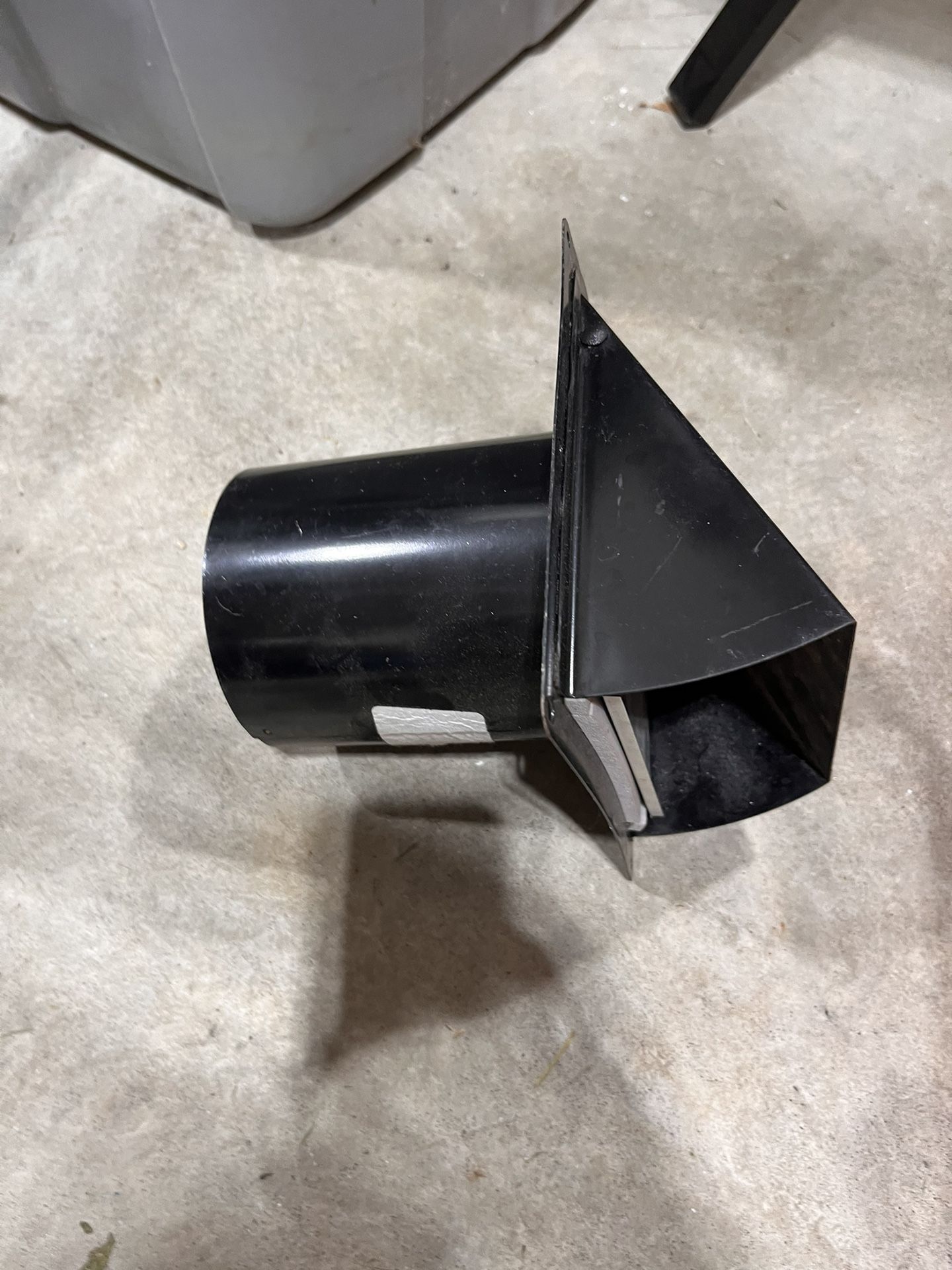 Metal Exhaust Vent With Laundry Flap And Critter Vent