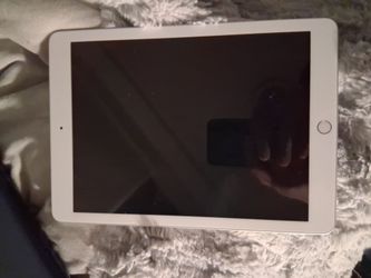 iPad 6th Generation