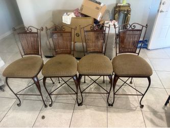 4 metal chairs