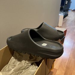 Yeezy Slides