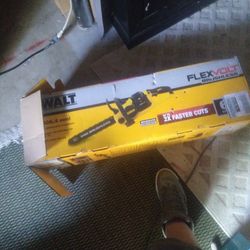 Dewalt Chainsaw