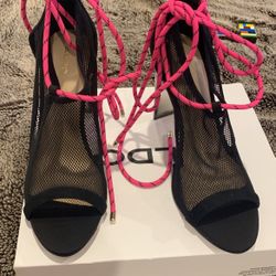 Cardi Tie Up Heels Size 9