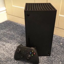 XBOX SERIES X/ GAMING MONITOR